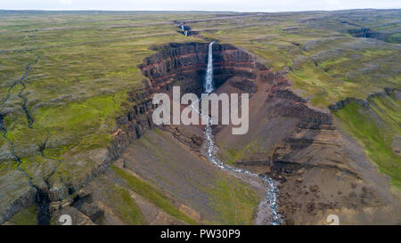 Hengifoss Waterall, Fljótsdalshreppur, East Iceland Stockfoto