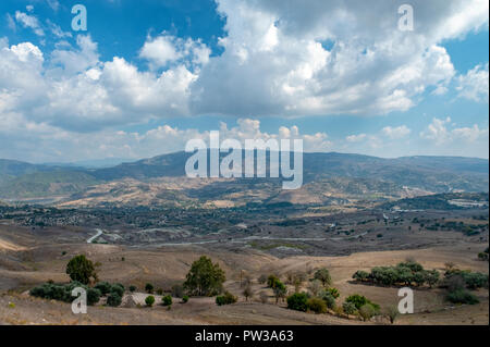 Ein Blick auf das Troodos-Gebirge in der Nähe von fyti Village, Paphos, Zypern. Stockfoto