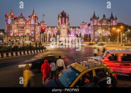 Indien, Mumbai, Maharashtra, Chhatrapati Shivaji Maharaj Terminus Bahnhof (Csmt), (ehemals Victoria Terminus), UNESCO Weltkulturerbe Stockfoto