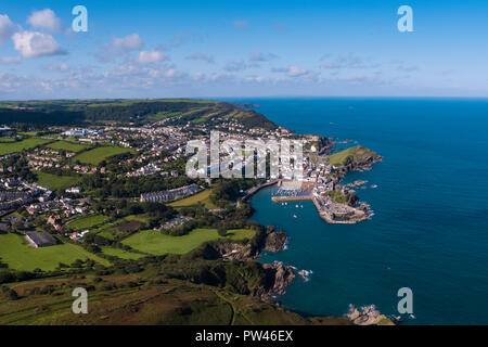 Vereinigtes Königreich, Devon, North Devon Coast, Ilfracombe, Luftaufnahme über die Stadt Stockfoto