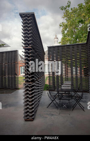 Das Innere der Serpentine Pavillon 2018, Kensington Gardens, London. Stockfoto