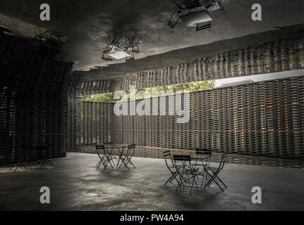 Das Innere der Serpentine Pavillon 2018, Kensington Gardens, London. Stockfoto