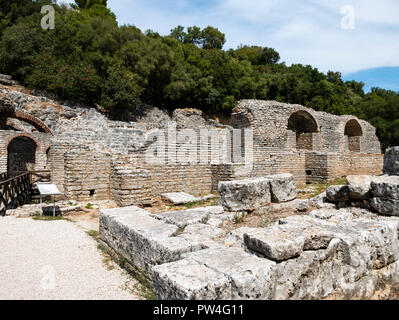 Das Forum Romanum, das butrint National Park, Vlore County, der Republik Albanien. Stockfoto
