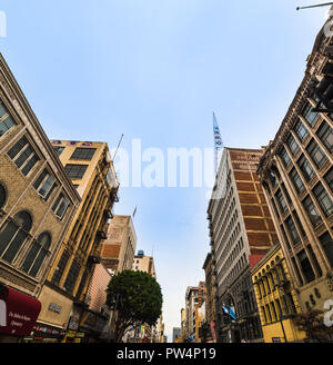 Los Angeles, CA, USA - 27. Oktober 2016: Historische Gebäude in Broadway Stockfoto