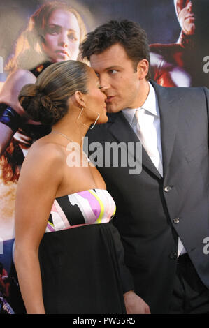 Jennifer Lopez, Ben Affleck 02/09/03 'Daredevil' Premiere @ Der Mann Dorf, Westwood Foto von Izumi Hasegawa/HNW/PictureLux Datei Referenz # 33683 479 HNWPLX Stockfoto