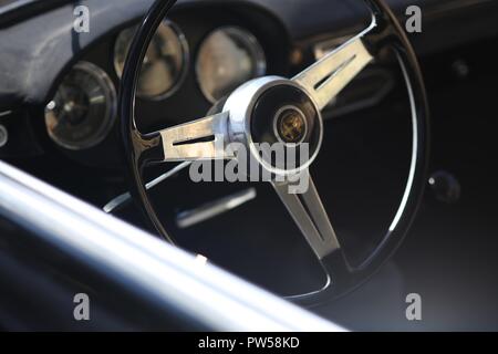 Im Cockpit im Château de Neuville in Gambais (78) - Frankreich. Stockfoto