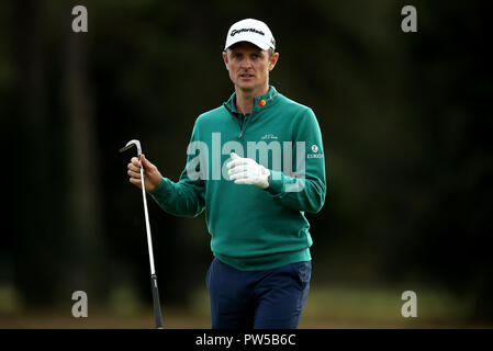 Justin Rose während des zweiten Tages der British Masters im Walton Heath Golf Club, Surrey. DRÜCKEN SIE VERBANDSFOTO. Bilddatum: Freitag, 12. Oktober 2018. Siehe PA Geschichte GOLF Masters. Bildnachweis sollte lauten: Steven Paston/PA Wire. . Stockfoto