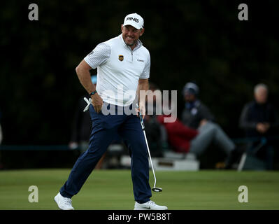 Lee Westwood während des zweiten Tages der British Masters im Walton Heath Golf Club, Surrey. DRÜCKEN SIE VERBANDSFOTO. Bilddatum: Freitag, 12. Oktober 2018. Siehe PA Geschichte GOLF Masters. Bildnachweis sollte lauten: Steven Paston/PA Wire. . Stockfoto