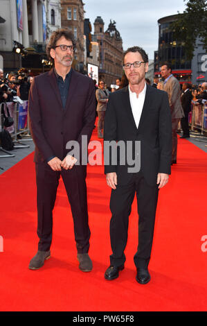 Ethan Coen und Joel Coen die Teilnahme an der Die Ballade von Buster Scruggs Premiere im Rahmen der BFI London Film Festival in der cineworld Leicester Square, London. PRESS ASSOCIATION Foto. Bild Datum: Freitag, Oktober 12th, 2018. Photo Credit: Matt Crossick/PA-Kabel Stockfoto