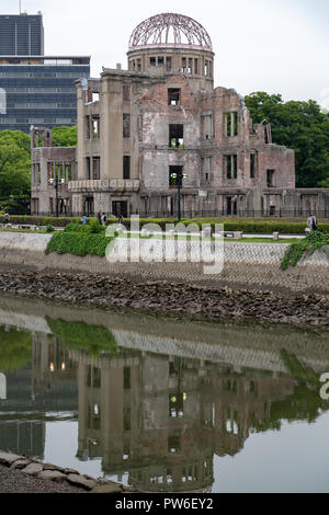 Hiroshima, Japan - 27. JUNI 2017: Atombombendom Memorial Building in Hiroshima, Japan Stockfoto