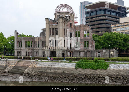 Hiroshima, Japan - 27. JUNI 2017: Atombombendom Memorial Building in Hiroshima, Japan Stockfoto