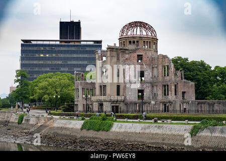 Hiroshima, Japan - 27. JUNI 2017: Atombombendom Memorial Building in Hiroshima, Japan Stockfoto