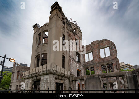 Hiroshima, Japan - 27. JUNI 2017: Atombombendom Memorial Building in Hiroshima, Japan Stockfoto