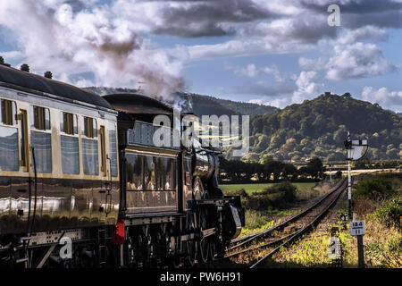 Dampfzug für Schloss Dunster Stockfoto