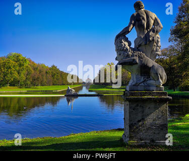 DE - Bayern: Die zentralen Kanal in Nymphenburg Schlosspark Stockfoto