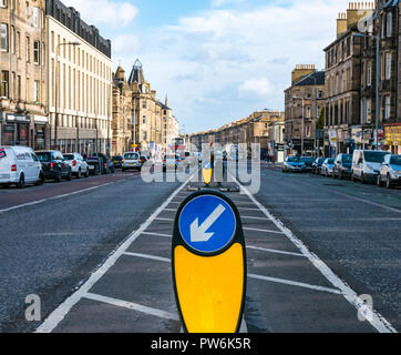 Blick hinunter Leith Walk, mit Verkehr Inseln, Edinburgh, Schottland, Großbritannien Stockfoto