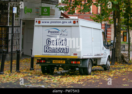 Preston Rat Graffitientfernung Fahrzeuge in der Stadt geparkt - Centre, VEREINIGTES KÖNIGREICH Stockfoto