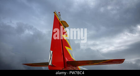 Erweiterte jet Trainer CASA C-101 Aviojet Schwanz gegen Sky Stockfoto