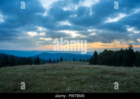 Schwarzwald Sonnenaufgang auf dem Gipfel des Berges Kandel Stockfoto