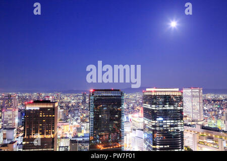 Osaka Nacht Blick von Umeda Sky Building Stockfoto