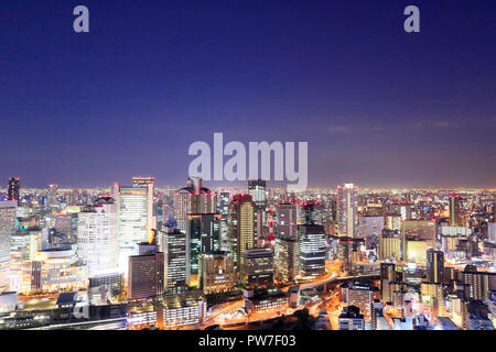 Osaka Nacht Blick von Umeda Sky Building Stockfoto