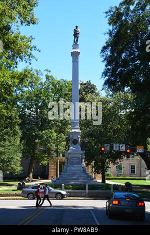 Die Konföderierten War Memorial in Union Park außerhalb der North Carolina State Capitol Gebäude in der Innenstadt von Raleigh. Stockfoto