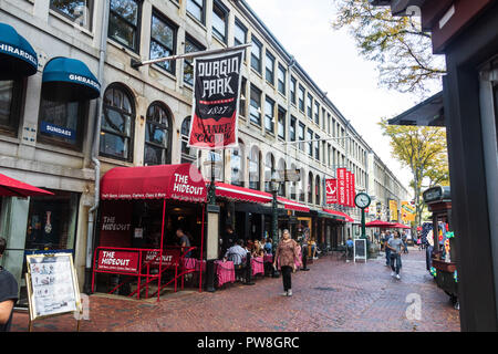 Durgin Park Flagge und Terrasse Stockfoto