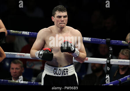 Metro Radio Arena, Newcastle, UK. Samstag, 13. Oktober 2018. Craig Glover während der Boxkampf bei der Metro Radio Arena, Newcastle, UK. Credit: UK Sports Agency/Alamy leben Nachrichten Stockfoto