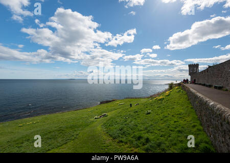 Sonnenuhr, Küstenweg Crail, East Neuk, Fife, Schottland, Großbritannien Stockfoto