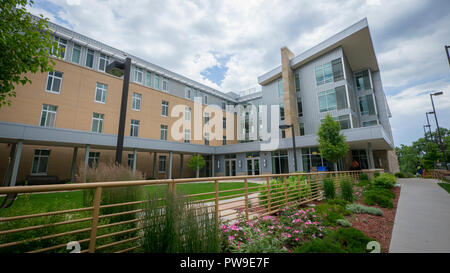 Modernes Wohnhaus an der Colorado School of Mines in Golden, Colorado Stockfoto