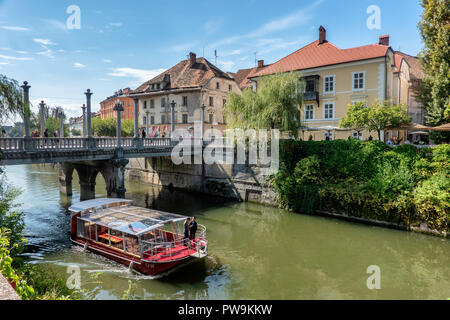 Ljubljana Stadt mit Grachten und Waterfront, Slowenien Stockfoto