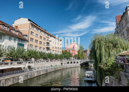 Ljubljana Stadt mit Grachten und Waterfront, Slowenien Stockfoto