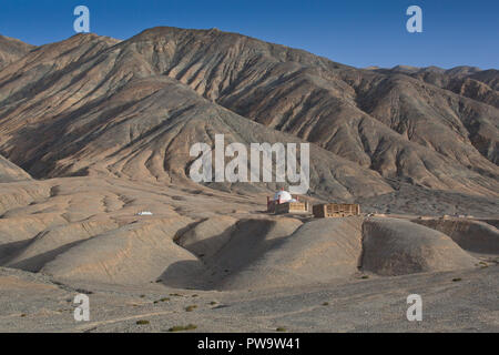 Der Karakorum Highway, der chinesischen Seite, Region Xinjiang, China. Stockfoto