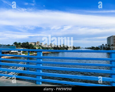 Gebäude und Schiffe in Fort Lauderdale Stockfoto