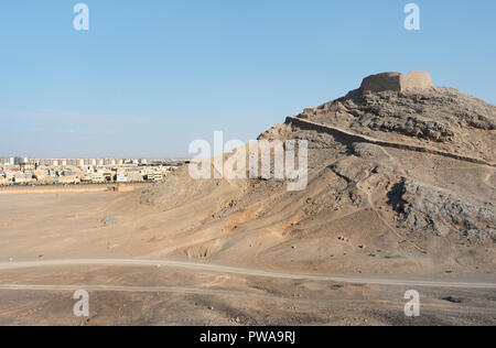 Zoroastrier Turm des Schweigens (Dakhmeh), Yazd, Iran Stockfoto