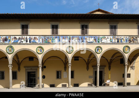 Ospedale del Ceppo di Pistoia in der Piazza Giovanni, Altstadt von Pistoia, Toskana, Italien, Europa, Stockfoto