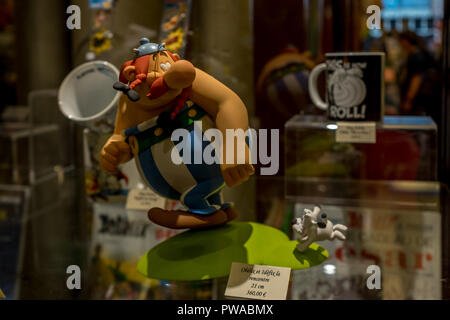 Brüssel, Belgien - April 2017: eine Büste von comicfigur Obelix aus Asterix und Obelix Comics in Brüssel, Belgien, an einem hellen Tag Stockfoto