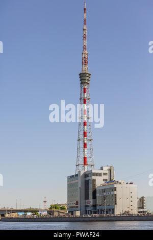 Sankt Petersburg, Russland - 23. MAI 2016: Blick auf den Fernsehturm in St. Petersburg Stockfoto