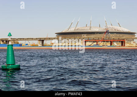 Sankt Petersburg, Russland - 23. MAI 2016: Gebäude Stadion der lokalen Fußballmannschaft Zenit genannt wird Zenith Arena, Stadion derzeit im Bau. S Stockfoto