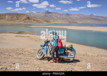 Emerald Lake Yashilkul, Pamir Highway, Tadschikistan Stockfoto