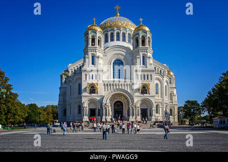 KRONSTADT, Russland - 31. AUGUST 2013: Der Naval Kathedrale des Heiligen Nikolaus in Kronstadt Stockfoto