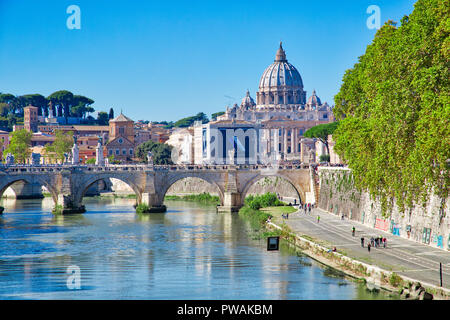 Rom, Italien, 7. Oktober, 2017: berühmte römische Brücken in der Nähe von Vatikanstadt Stockfoto