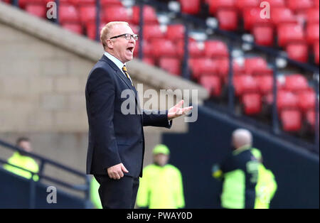 Schottland Manager Alex McLeish Gesten auf dem touchline während der internationalen Freundschaftsspiel am Hampden Park, Glasgow. Stockfoto