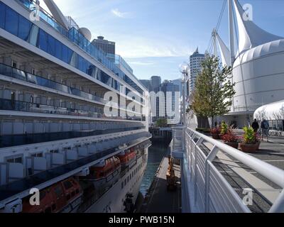 Ruby Princess, Princess Cruises, Canada Place, Vancouver, BC, Kanada, Brian Martin RMSF, große Dateigröße Stockfoto