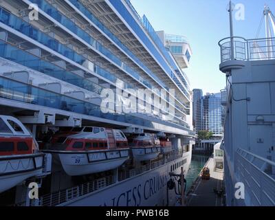 Ruby Princess, Princess Cruises, Canada Place, Vancouver, BC, Kanada, Brian Martin RMSF, große Dateigröße Stockfoto