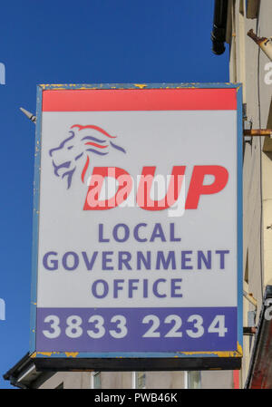 DUP Nordirland - ein Zeichen außerhalb der Democratic Unionist Party Büro in Portadown, County Armagh, Nordirland. Stockfoto