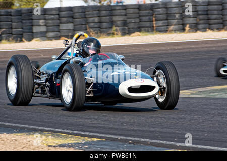 Rennstrecke von Jarama, Madrid, Spanien. 13. - 14. Oktober, 2018: Wettbewerb der Historischen Grand Prix Automobile Association (HGPCA) an der Rennstrecke von Jarama bei Madrid, Spanien. Enrique Palacio Sans./Alamy leben Nachrichten Stockfoto