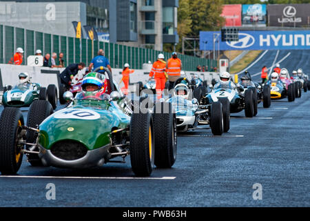 Rennstrecke von Jarama, Madrid, Spanien. 13. - 14. Oktober, 2018: Wettbewerb der Historischen Grand Prix Automobile Association (HGPCA) an der Rennstrecke von Jarama bei Madrid, Spanien. Enrique Palacio Sans./Alamy leben Nachrichten Stockfoto