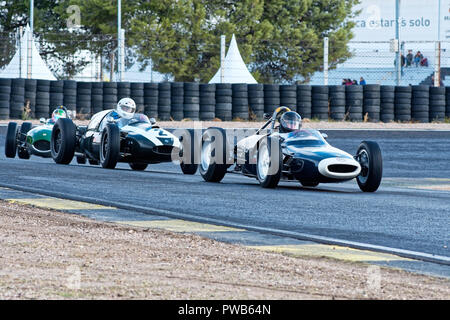 Rennstrecke von Jarama, Madrid, Spanien. 13. - 14. Oktober, 2018: Wettbewerb der Historischen Grand Prix Automobile Association (HGPCA) an der Rennstrecke von Jarama bei Madrid, Spanien. Enrique Palacio Sans./Alamy leben Nachrichten Stockfoto