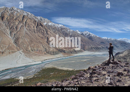 Der schöne Fluss und Shyok 1627-1630 Bereich, Nubra Valley, Ladakh, Indien Stockfoto